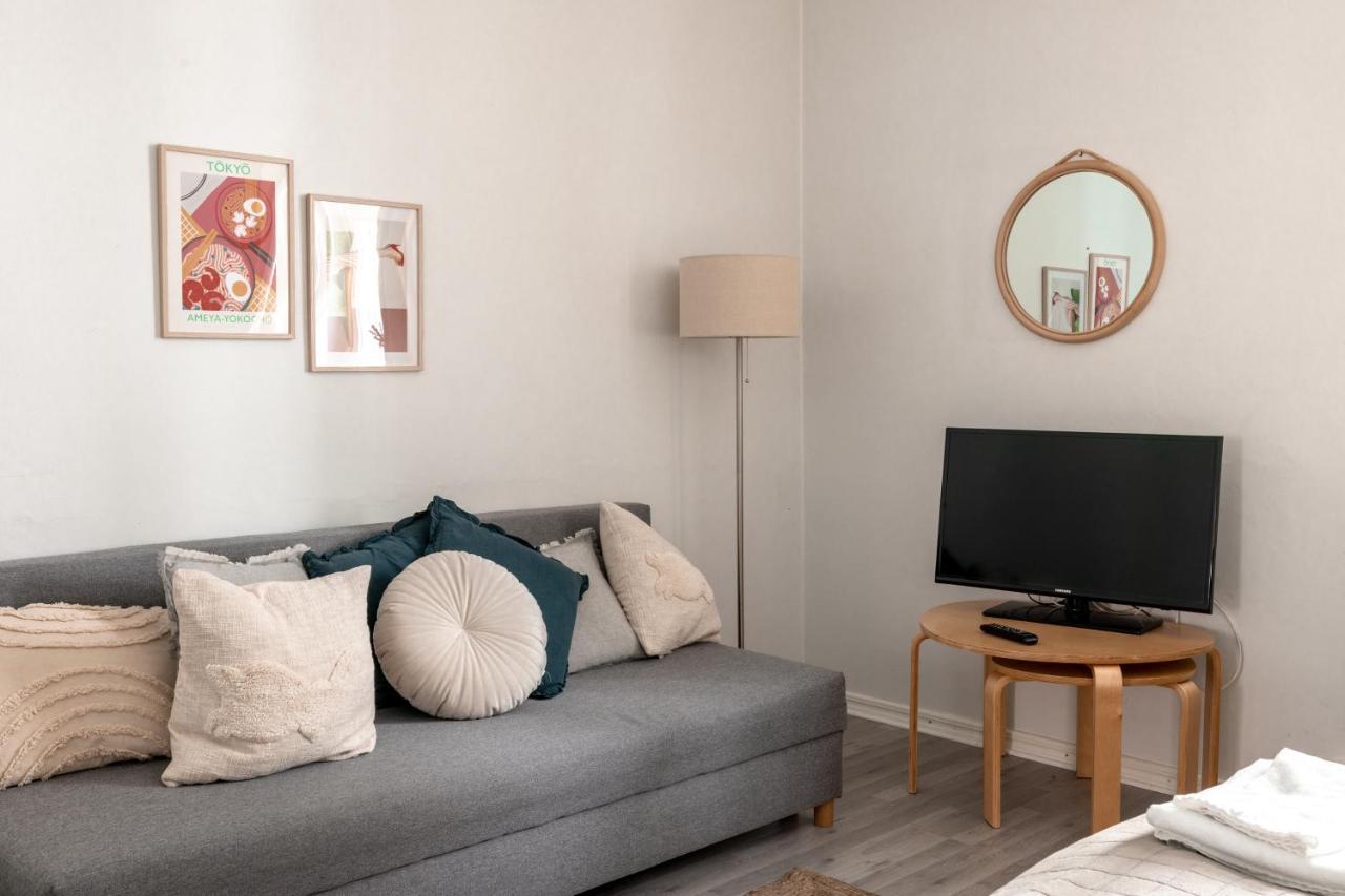 2Ndhomes Cozy Studio By The Esplanade Park ヘルシンキ エクステリア 写真